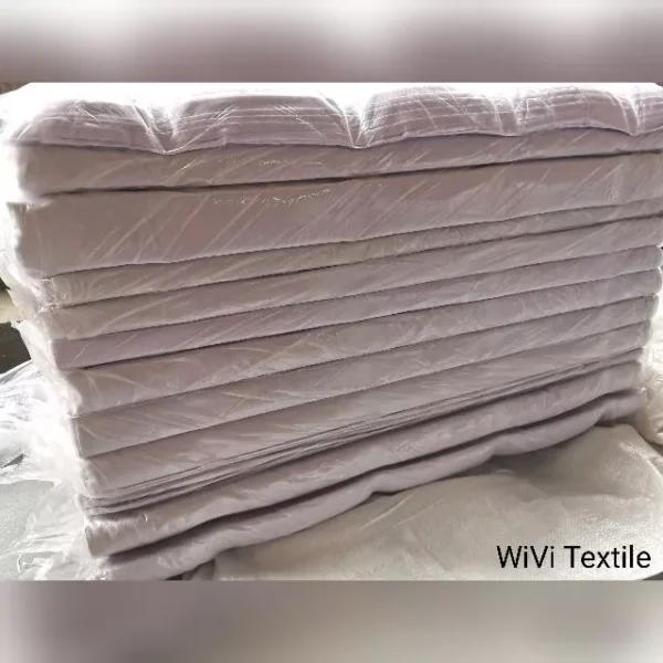 7a09509b5d24dec8c984ea8c82b47dd3.webp White Cotton Sheeting Fabric – 40 m