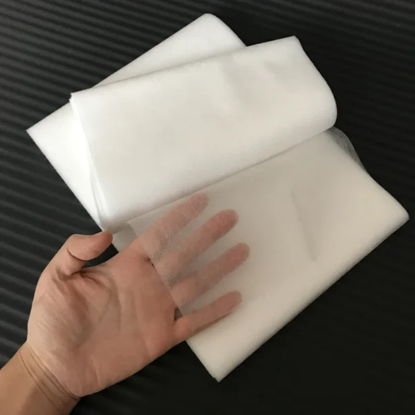 Ha4062befd3744fb086a4bab0dc83bc07h.webp Non-Woven Fusible Interfacing Roll – 5 m