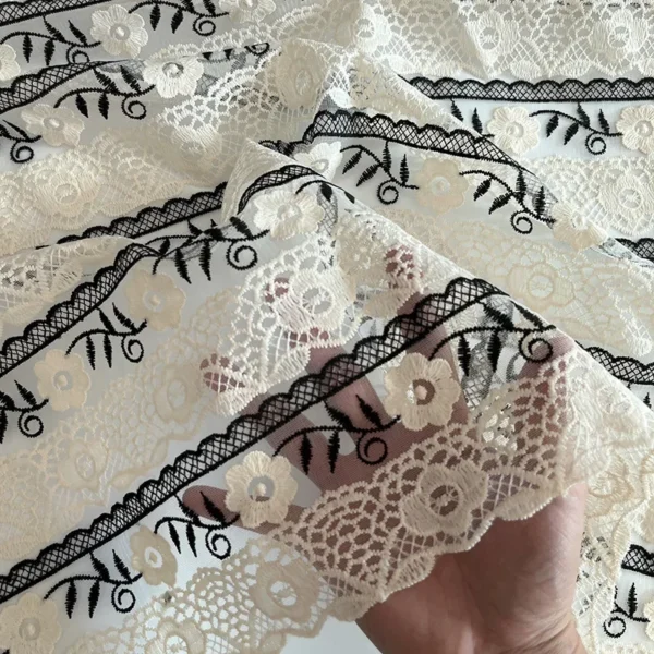 Floral Cotton Lace Embroidery Fabric – 90 × 130 cm