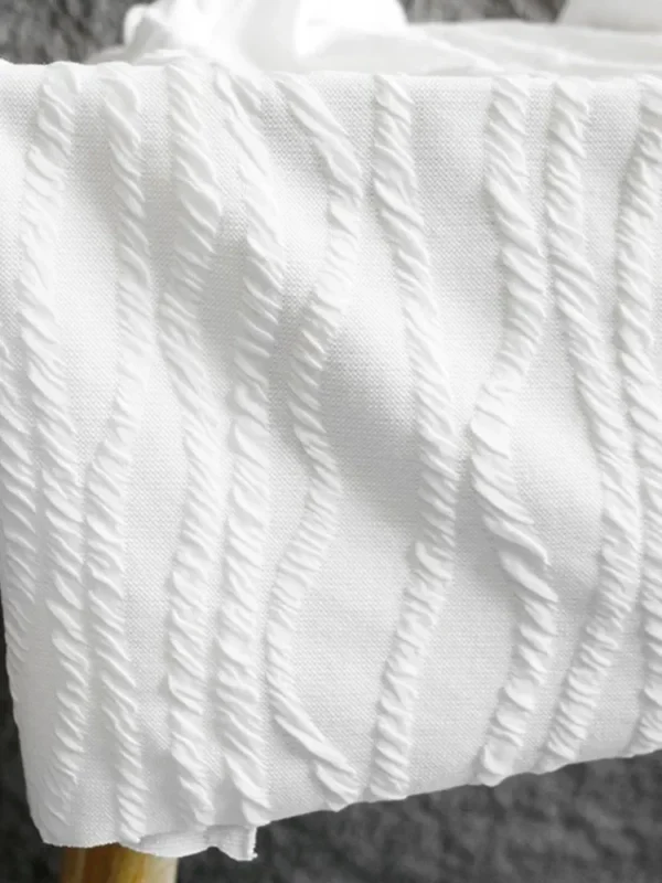 Sb6a618cb0de949289b67a680537b6e6e1.webp White Striped Jacquard Knit Fabric – 1 m