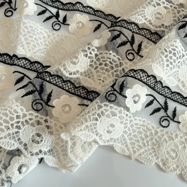 Floral Cotton Lace Embroidery Fabric – 90 × 130 cm